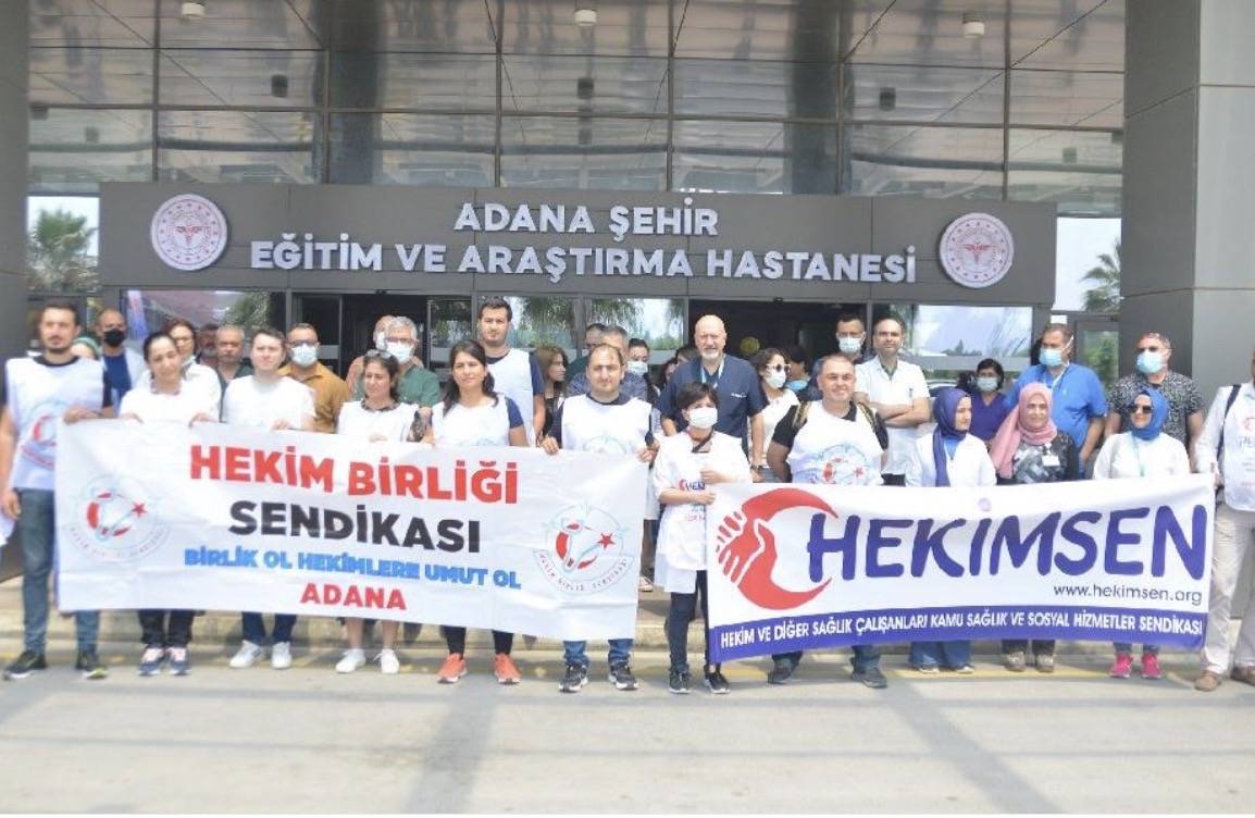 Hekimler İş Bıraktı